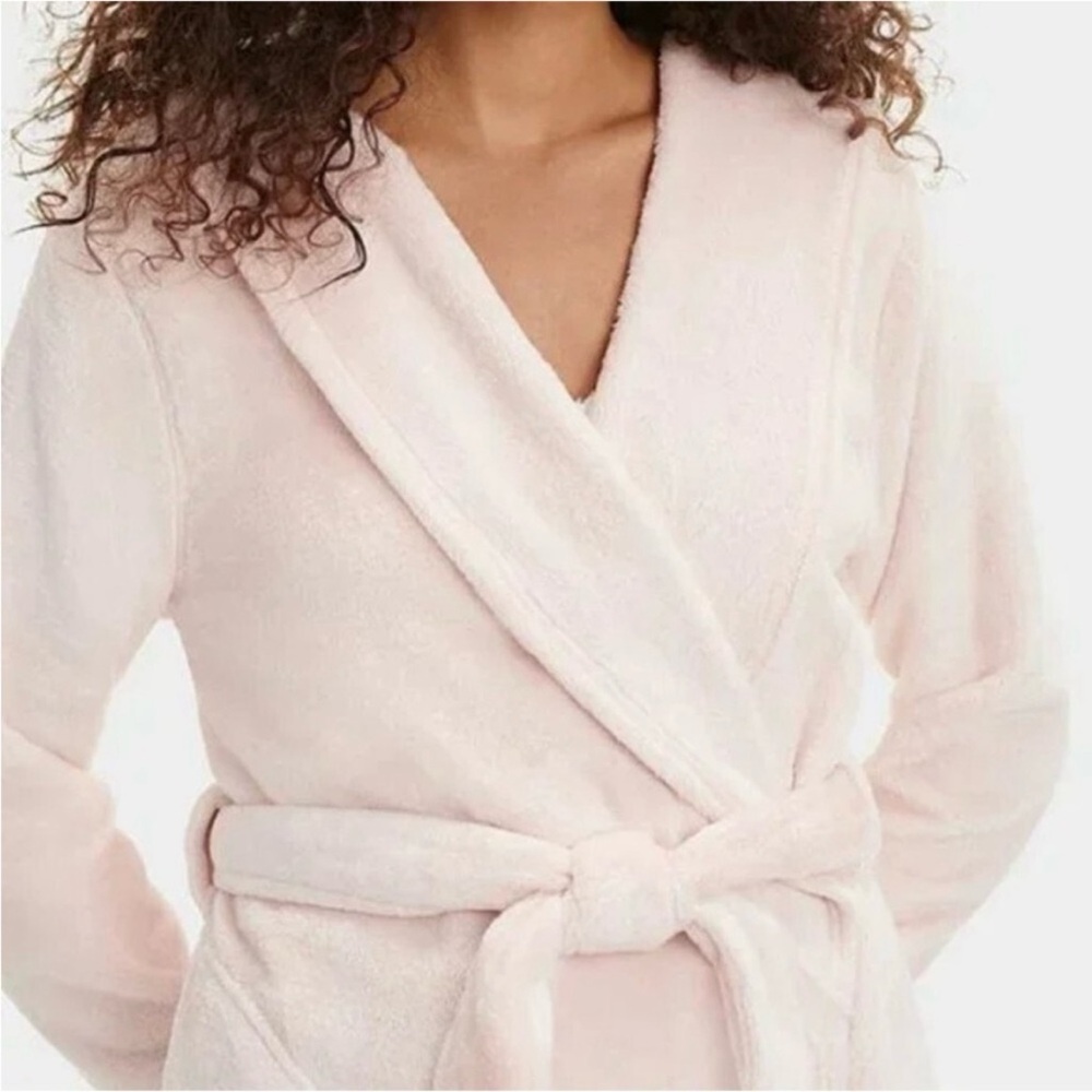UGG Miranda Soft Light Fleece Bath Robe in Ice Pink, Size Medium - Picture 2 of 10